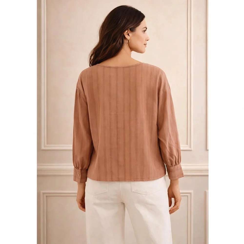 EASEL Apricot/Mauve Textured Ruffled Oversized Top!
22.5 Ptp - Picture 3 of 3